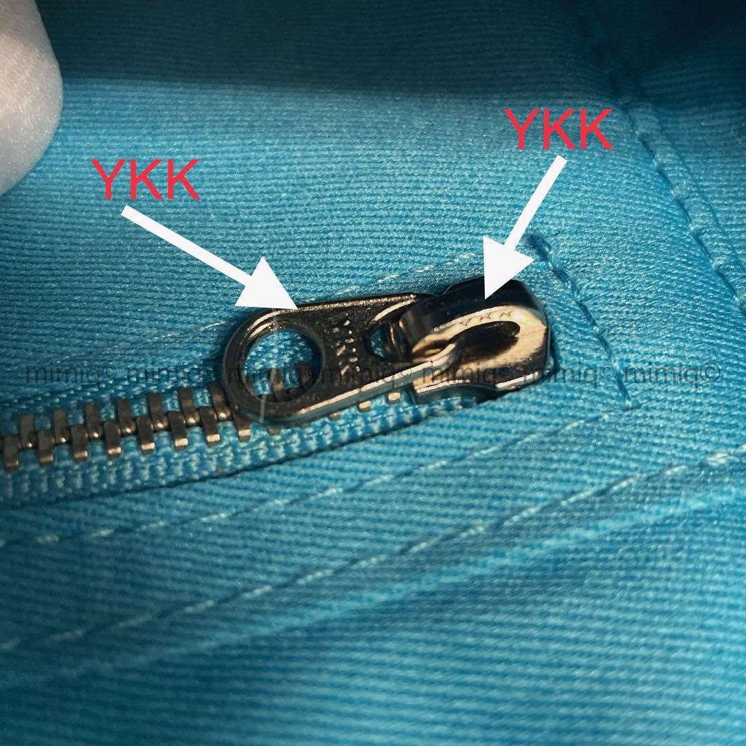 Amazon.co.jp: 正規品Telfar テルファーMサイズショルダーバッグプール